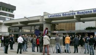 Se mariborskemu letališču obeta zaprtje?