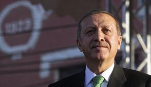 Erdogan Kosovo enačil s Turčijo, Srbi ogorčeni