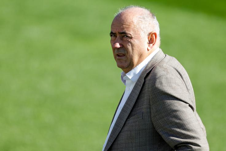 Radenko Mijatović ne bo hitel z izborom novega selektorja. | Foto: Aleš Fevžer