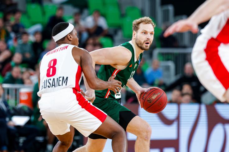 Cedevita Olimpija Hapoel Jaka Blažič | Foto: Aleš Fevžer