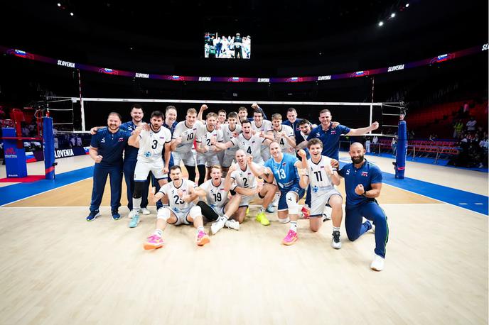 slovenska odbojkarska reprezentanca : Poljska | Slovenski odbojkarji so po napetih petih nizih premagali Poljake. | Foto VolleyballWorld