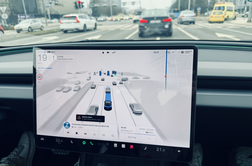 V Zagrebu je vozil avtomobil, ne človek – in nihče ni opazil razlike