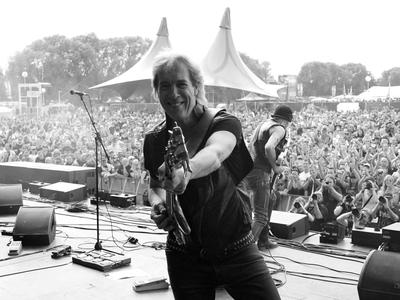 Umrl nekdanji basist skupine Scorpions Francis Buchholz