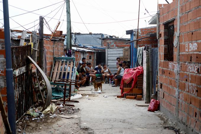 Soseska, kjer so prodajali kokain.  | Foto: Reuters
