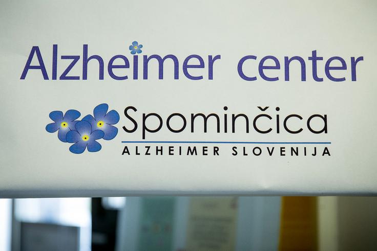 demenca Spominčica Štefanija Lukič Zlobec demenca Spominčica Štefanija Lukič Zlobec | Foto: Ana Kovač