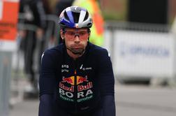 Glivar na deževni etapi četrti, Roglič izgubil 23 minut in pol