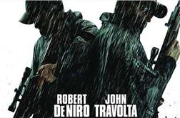 John Travolta v vlogi srbskega vojaka