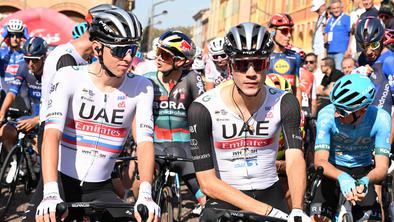 Brez Pogačarja vlada popoln kaos, Juan Ayuso pa je "aroganten razvajenec"