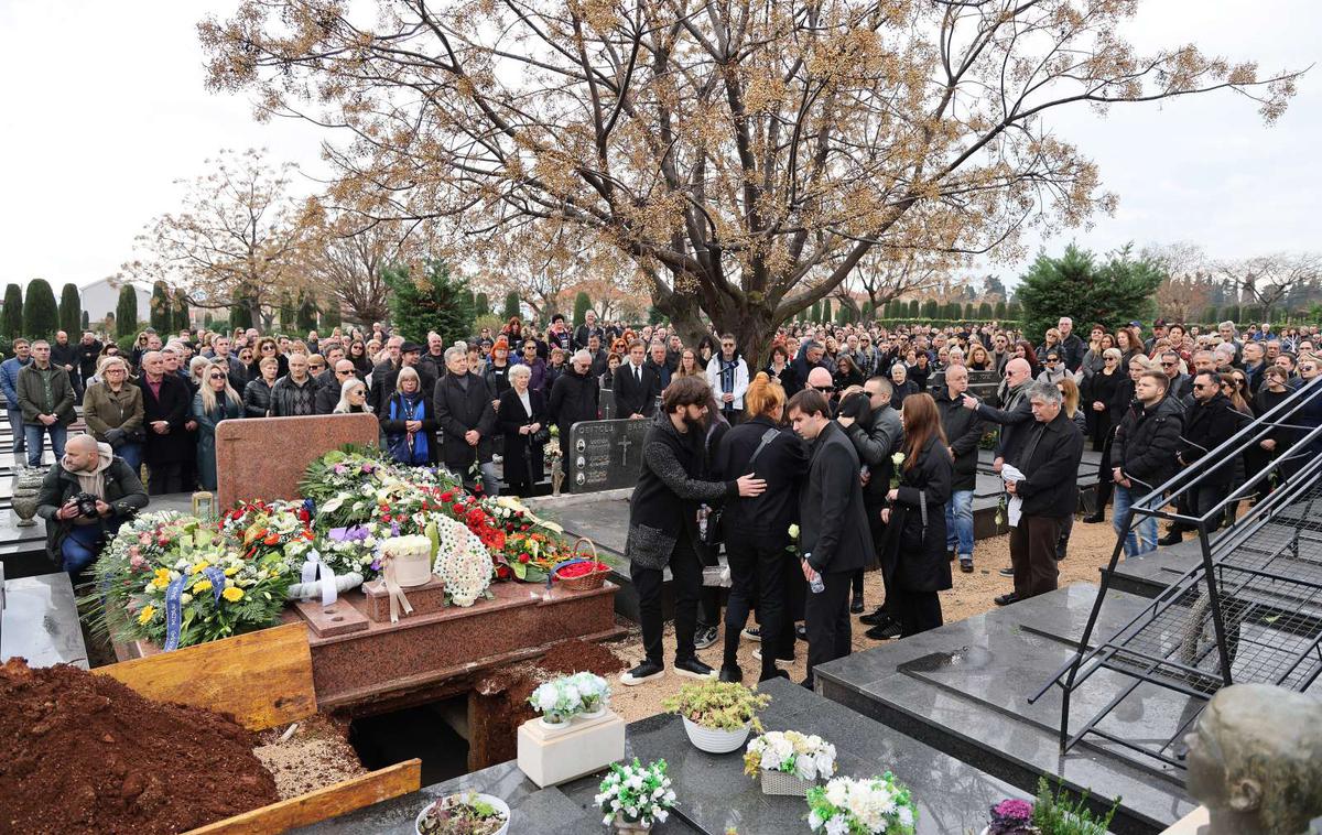 Massimo Savić | Pogreba Massima Savića so se udeležili številni znani glasbeniki. | Foto STA