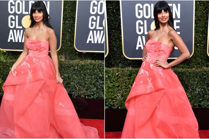 Jameela Jamil | Jameela je pod kreacijo Monique Lhuillier nosila še nekaj toplejšega. | Foto Getty Images