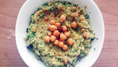 Kaj nastane, ko združiš guacamole in humus?