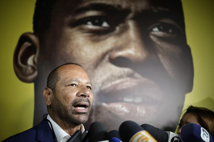 Neymar, Pele | Blagovna znamka ikone brazilskega in svetovnega nogometa Peleja je prešla v lastništvo drugega vrhunskega brazilskega športnika, nogometaša Neymarja Santosa mlajšega. | Foto Reuters