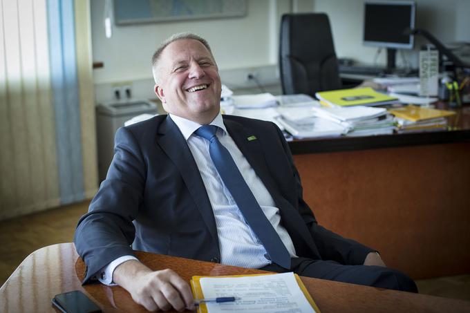 Andrej Matvoz je izbranec ministra za gospodarstvo Zdravka Počivalška. | Foto: Ana Kovač