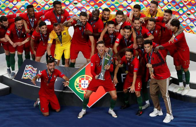 Najboljših 16 udeležencev lige narodov, zbranih v ligi A, se bo sicer potegovalo za lovoriko. Naslov brani Portugalska, tudi aktualna evropska prvakinja. | Foto: Reuters