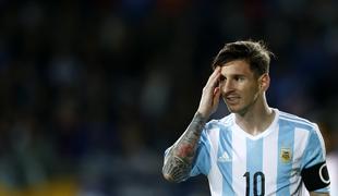Razkurjeni Messi zavrnil nagrado