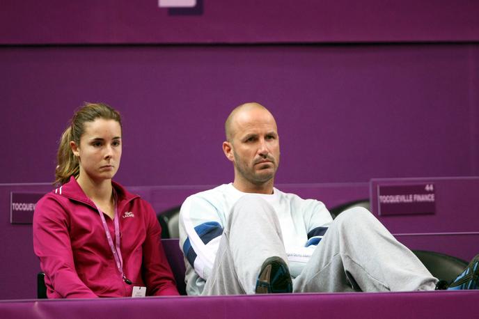 Pierre Bouteyre | Pierre Bouteyre je obtožen posilstva. Na fotografiji je v družbi nekdanje varovanke Alize Cornet. | Foto Guliverimage