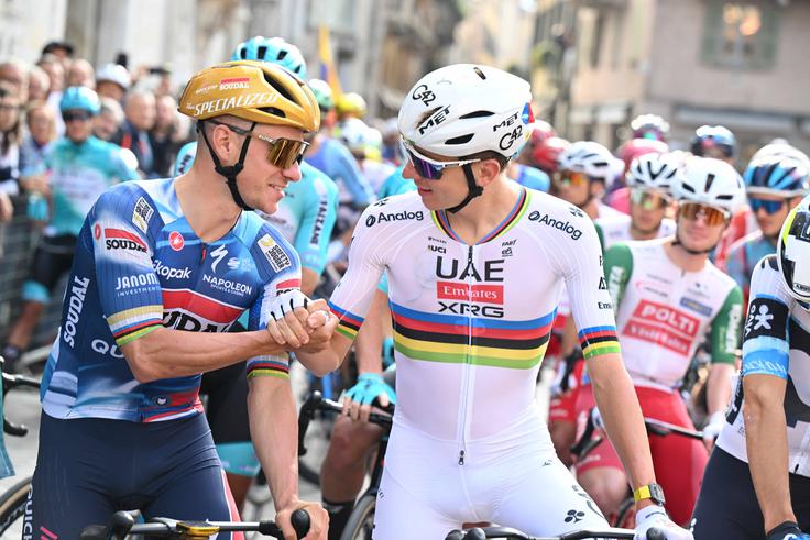 Remco Evenepoel in Tadej Pogačar imata vzajemno spoštovanje. Belgijec bo v novi ekipi Red Bull - BORA - hansgrohe naredil vse, da se približa slovenskemu šampionu. | Foto: Guliverimage