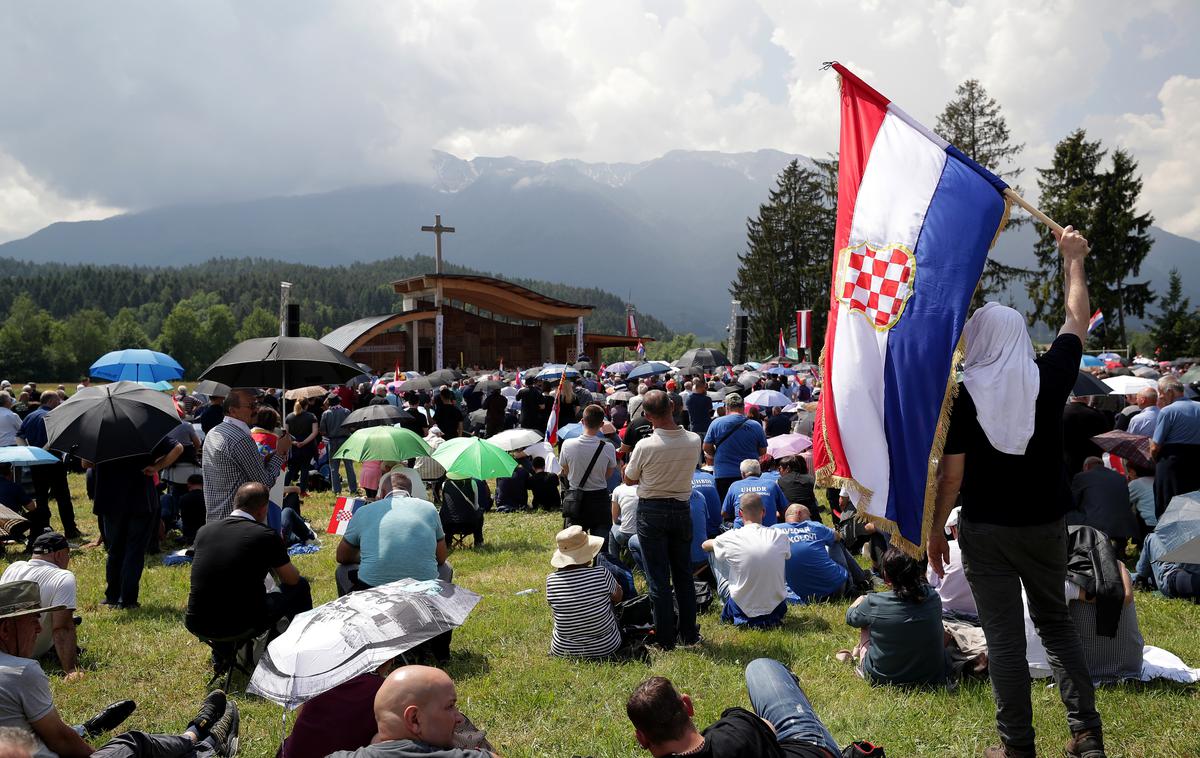 Slovesnost v Pliberku | Cerkev na avstrijskem Koroškem je zavrnila prošnjo hrvaške škofovske konference za organizacijo maše na Libuškem polju pri Pliberku. | Foto Reuters