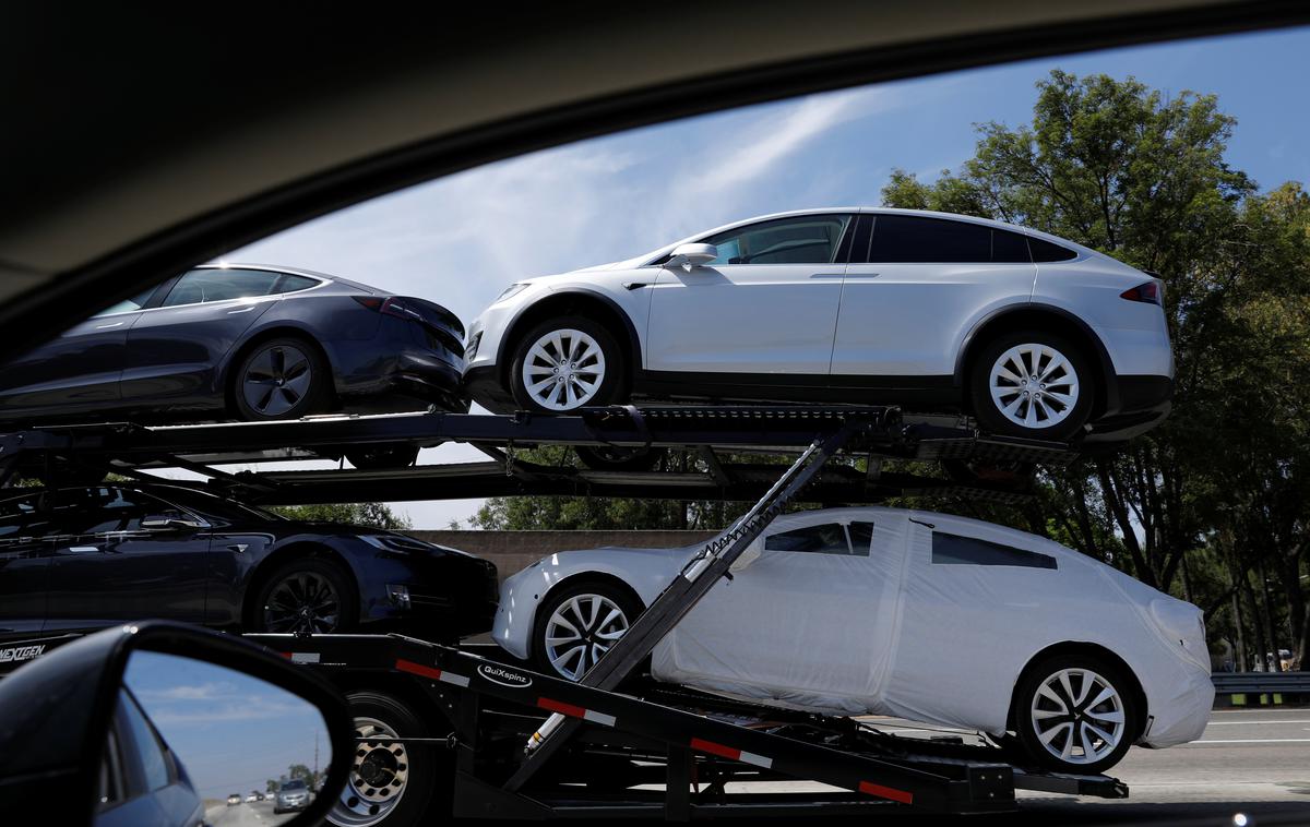 Tesla | Tesla je v zadnjem četrtletju prodala 83 tisoč električnih avtomobilov, od tega 56 tisoč modelov 3. | Foto Reuters