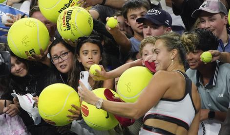 Sabalenka in Pegula ekspresno v četrtfinale