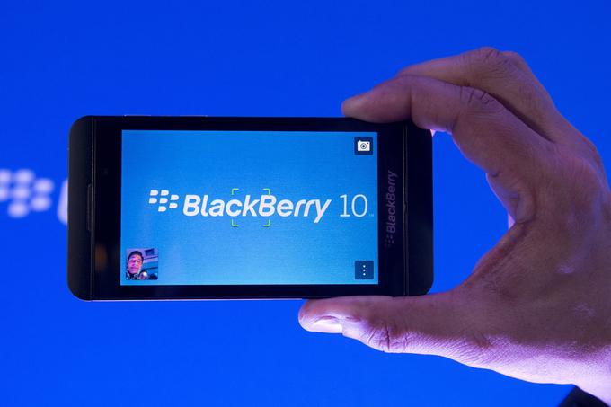 Operacijski sistem BlackBerry OS 10 je bil z vidika sprejetosti med uporabniki polomija. Zadnji pametni telefon s tem operacijskim sistemom je izšel le malce več kot dve leti po predstavitvi BlackBerry OS 10. Podporo operacijskemu sistemu je BlackBerry dokončno ukinil leta 2018. | Foto: AP / Guliverimage
