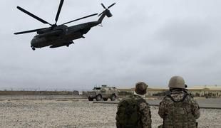 V strmoglavljenju helikopterja umrlo šest ameriških vojakov