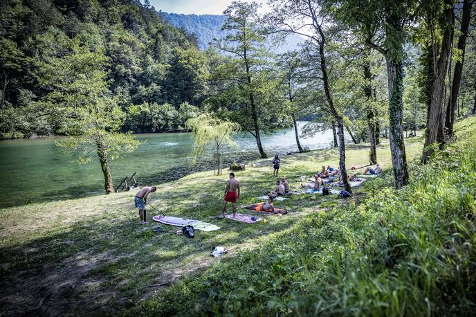 Terapevtska skupnost Tav pri Sveti Družini | Tridnevno letovanje uporabnikov komune skupnost Srečanje v Starem trgu ob Kolpi. | Foto Ana Kovač