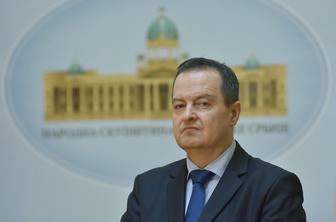Dačić potrdil, da srbska policija poseduje zvočni top