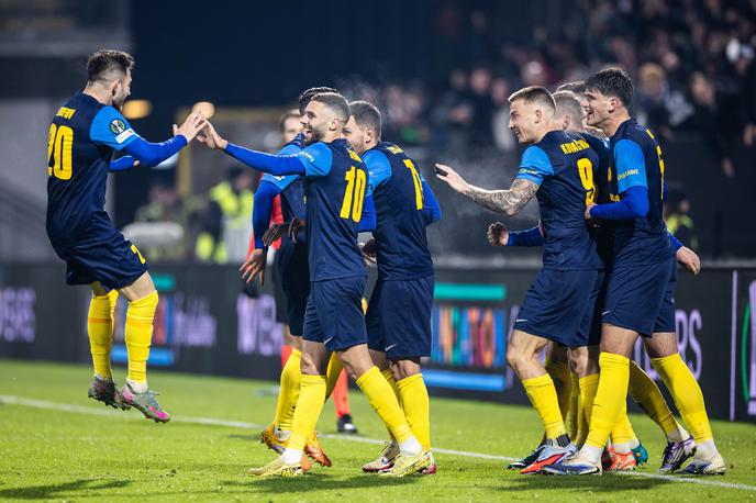 konferenčna liga NK Celje Legia Žan Karničnik | Celjane v četrtek čaka gostovanje v Olomoucu. | Foto Jure Banfi