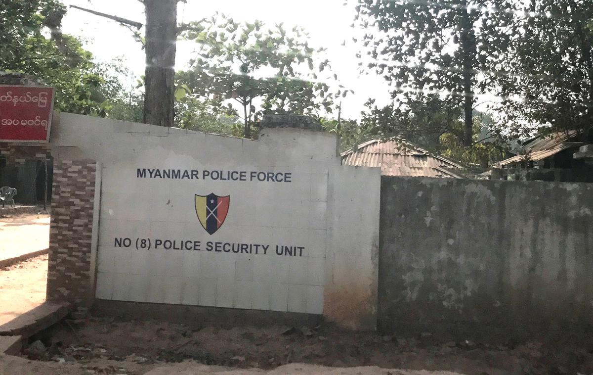 Mjanmar | Pred nekaj tedni so v Mjanmaru na sedem let zapora obsodili dva novinarja, ki sta preiskovala izvensodna pobijanja pripadnikov muslimanske manjšine Rohigya. | Foto Reuters