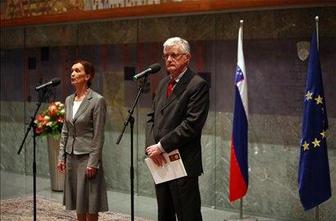 Brezigarjeva zadovoljna z delom tožilstev