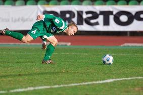 Krka še tretjič zapored, Rujović petič v polno