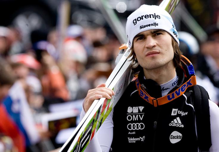 Robert Hrgota Z mladinsko reprezentanco je bil na svetovnem prvenstvu na ekipni tekmi zlat in srebrn. | Foto: Vid Ponikvar