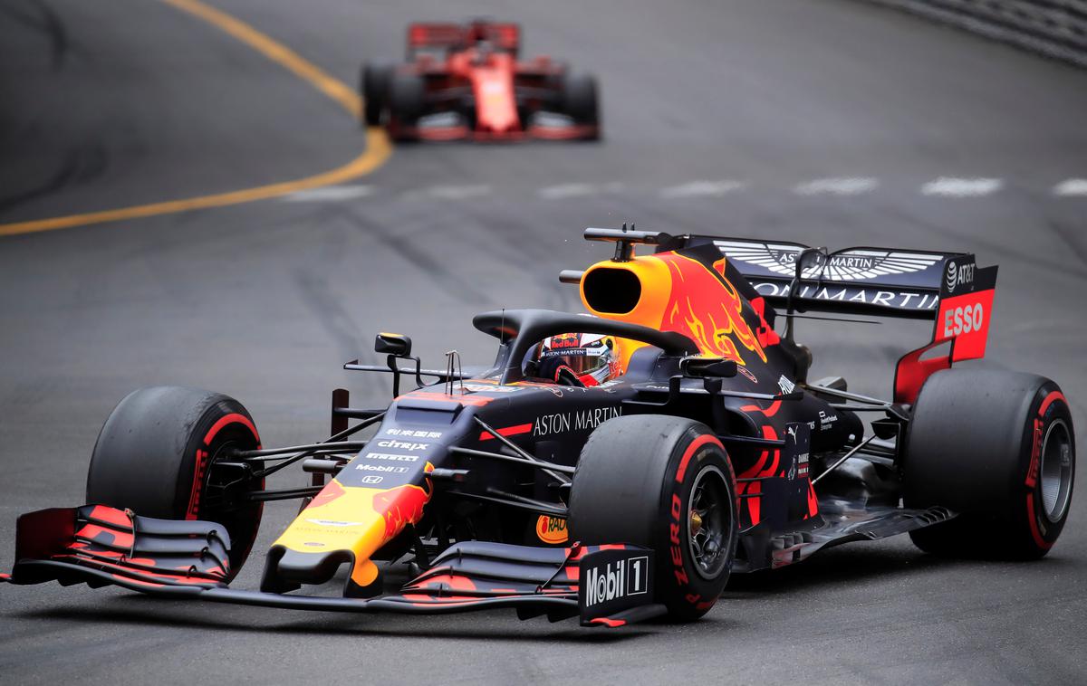 Max Verstappen | Max Verstappen ostaja prvi voznik Red Bulla. | Foto Reuters