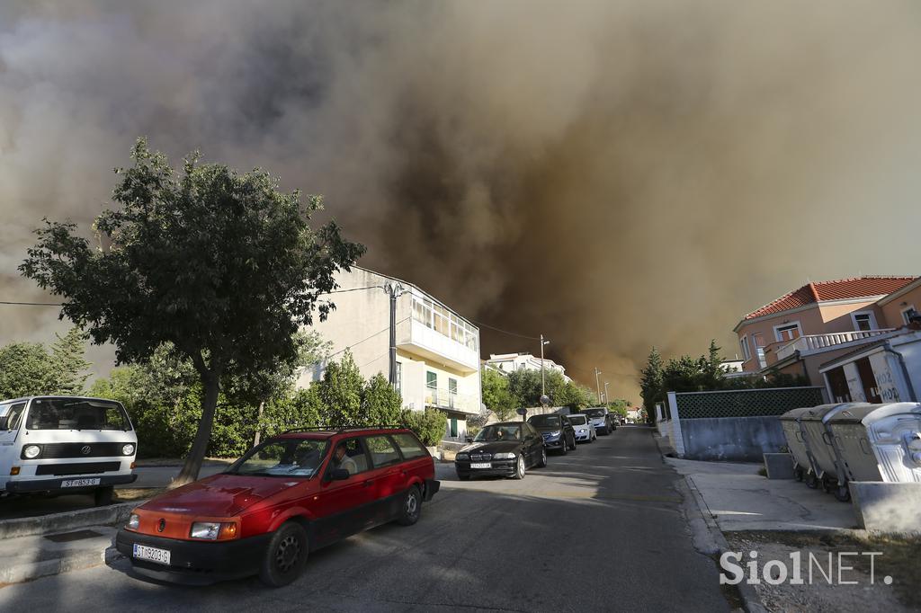 hrvaška, požar, Split, gasilci