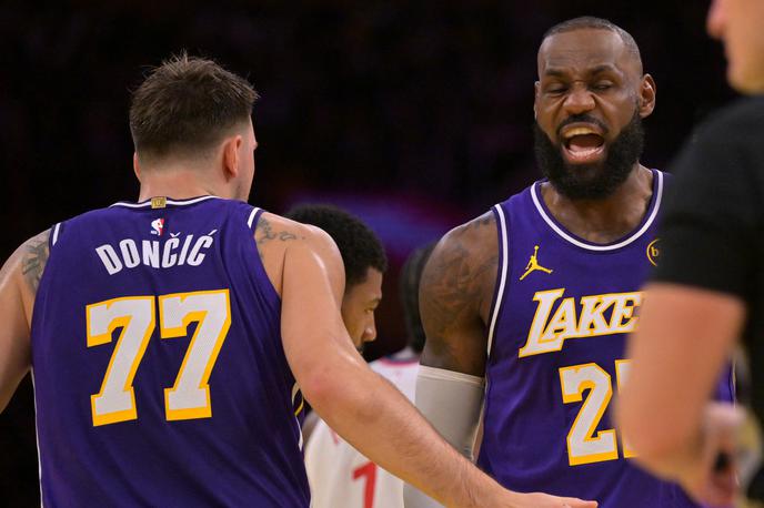 Luka Dončić LeBron James | LeBron James je tik pred vrnitvijo na parket. | Foto Reuters