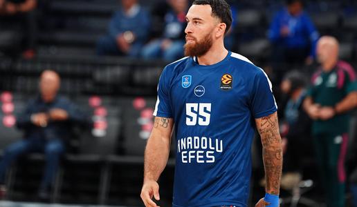 Najhujše potrjeno: James operiran, sezone je konec