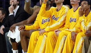 Vujačič z Lakers do zmage v Detroitu