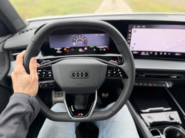 Audi Q3 | Foto: Gregor Pavšič