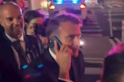 Macron Trumpu: Zaradi tebe sem obtičal sredi New Yorka #video