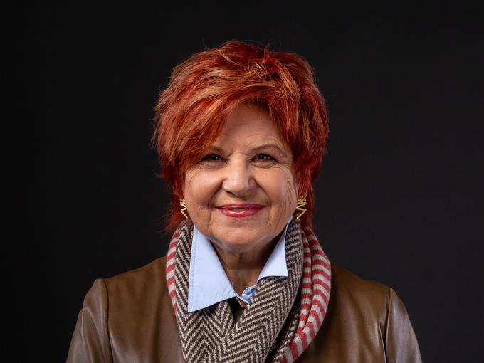 Siolova kolumnistka Majda Širca, umetnostna zgodovinarka, novinarka, publicistka ter avtorica številnih prispevkov in oddaj o kulturi. Avtorica večkrat nagrajenih dokumentarnih televizijskih oddaj Povečava. Trikratna poslanka v državnem zboru in nekdanja ministrica za kulturo. Ter neutrudna kritičarka prostora in časa. | Foto: Siol.net