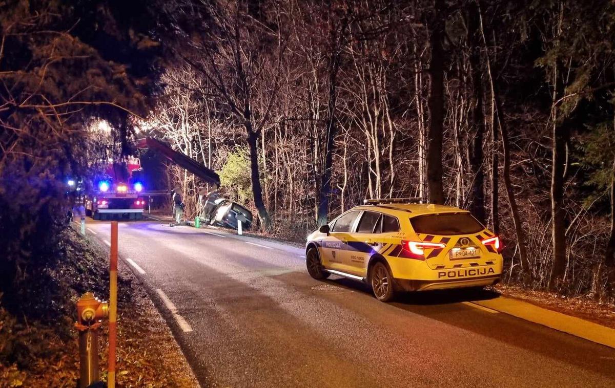 nesreča, alkohol, Jesenice, policija | Avtomobil so mu zasegli.  | Foto PP Jesenice