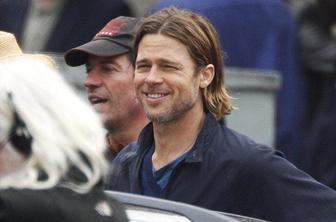 Brad Pitt preseneča oboževalce filma Svetovna vojna Z