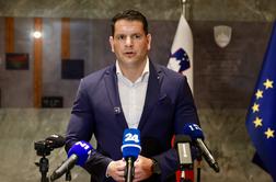 Stevanović proti selitvi veleposlaništva in zamrznitvi priznanja Palestine #video