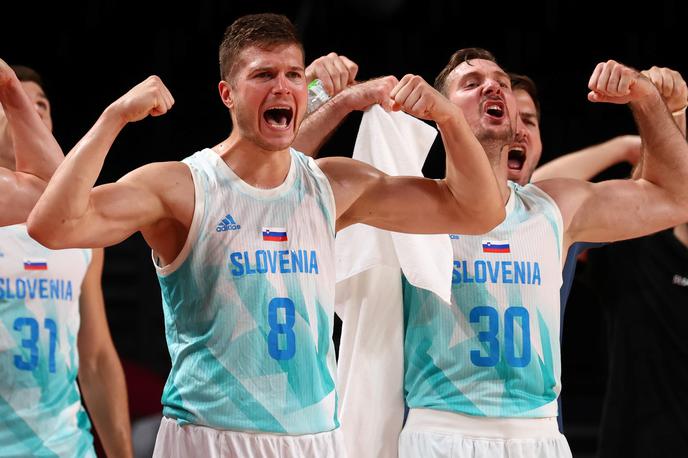slovenska košarkarska reprezentanca | Slovenski košarkarji poleteli do polfinala. V četrtkovem polfinalu se bodo ob 13. uri pomerili s Francozi, ki so v četrtfinalu preskočili Italijane. | Foto Reuters