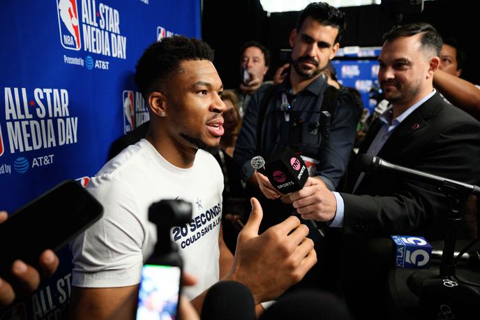 Giannis Antetokounmpo | Giannis Antetokounmpo zatrjuje, da želi ostati pri Bucksih. | Foto Reuters