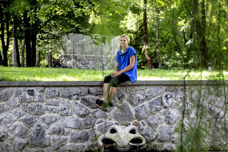 "Tujina ni lahka, a te utrdi, še bolj izoblikuje, s časom se je navadiš. Če pogledam nazaj, bi še enkrat izbrala to pot." | Foto: Ana Kovač