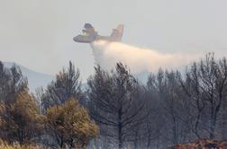 Pri Šibeniku zgorelo 50 hektarov, požar omejen, v BiH še gori