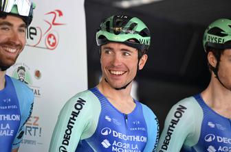 Cosnefroy se je pridružil Pogačarju v ekipi UAE