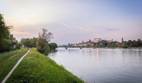V reki Dravi našli moško truplo. Ga prepoznate? #foto